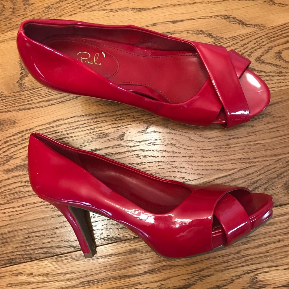 Great shoes just a little to small!